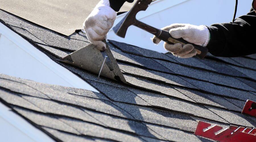 Professional residential roofers in Pomona, IL